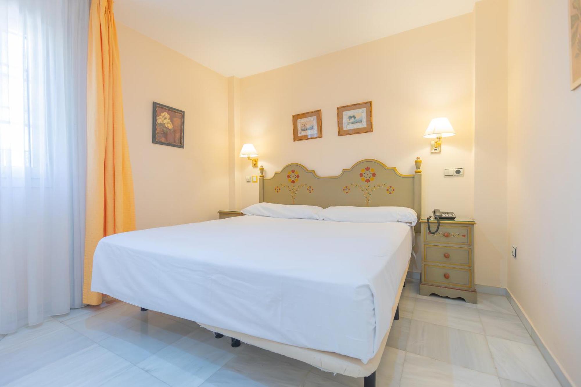 Apartamentos Soho Boutique Vistahermosa Ел Пуерто де Санта Мария Екстериор снимка